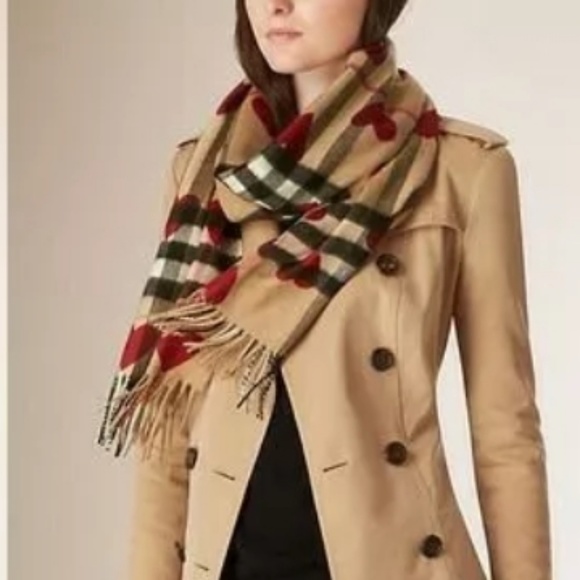 Burberry Accessories - Rare BURBERRY SCARF